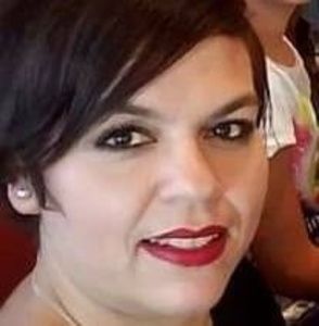 Meet your Posher, Adriana